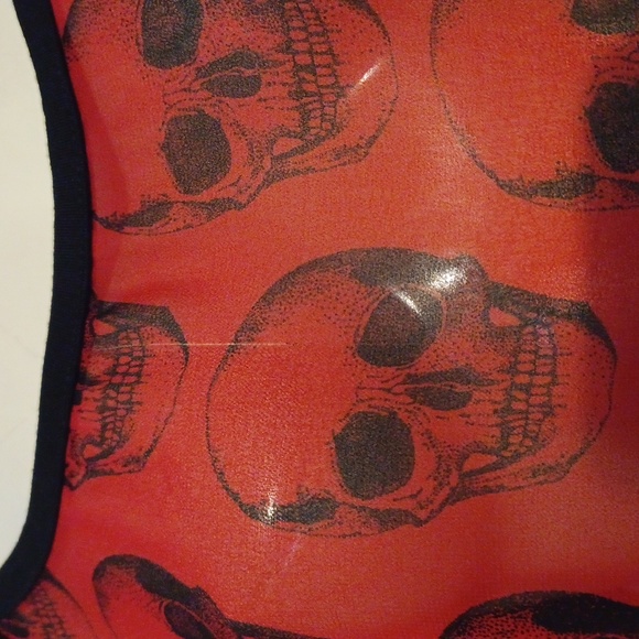 Torrid skull top - Picture 3 of 6